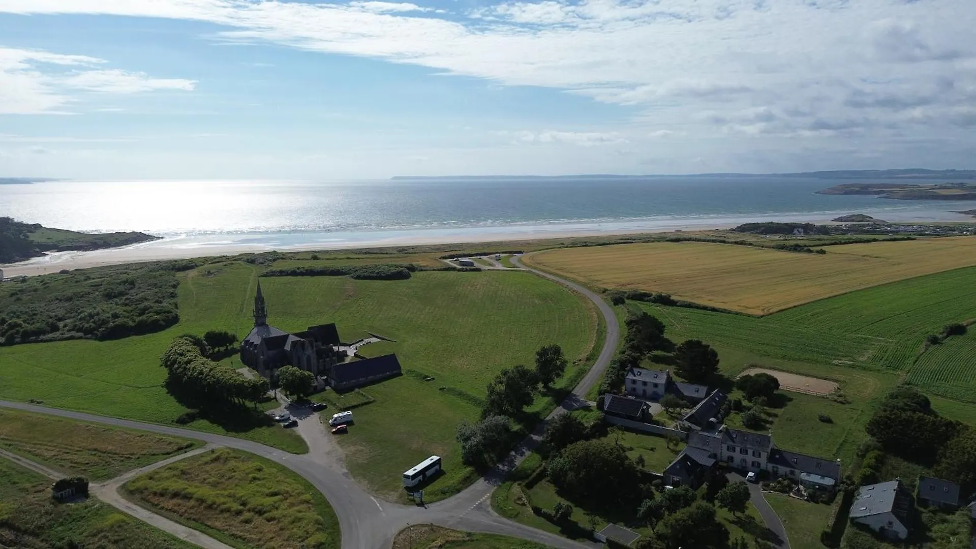 Holiday home Ty Queff Lodge Plonevez-Porzay